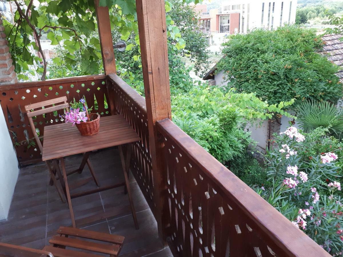 Old House Apartment With Garden Area Mtsʼkhetʼa Exteriör bild