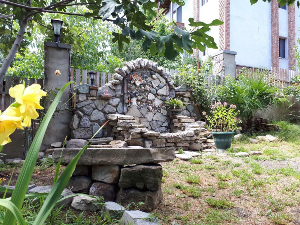 Old House Apartment With Garden Area Mtsʼkhetʼa Exteriör bild